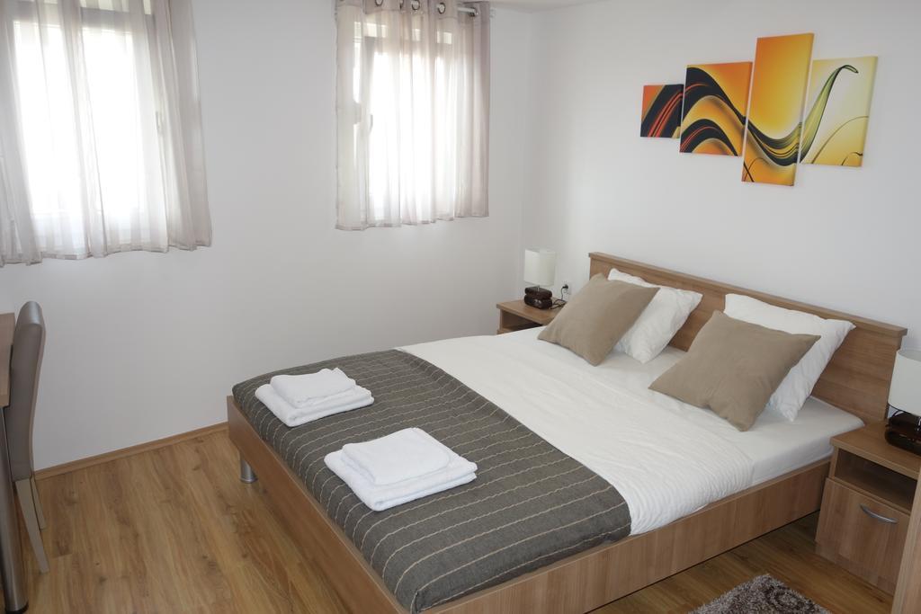 Apartments Soldinn Privlaka  Zimmer foto
